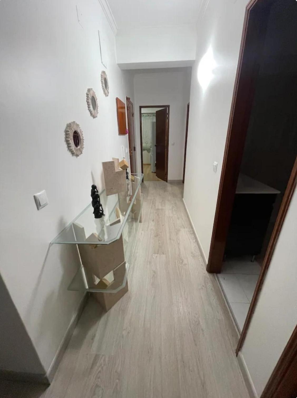 Appartement Quarto Calmo E Acolhedor à Almada Extérieur photo